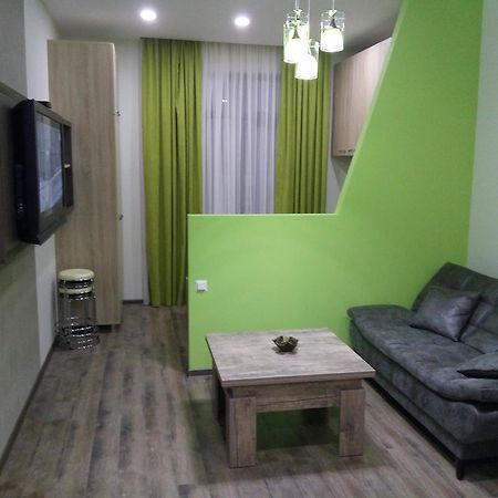 Studio Apartment In Batumi Luaran gambar