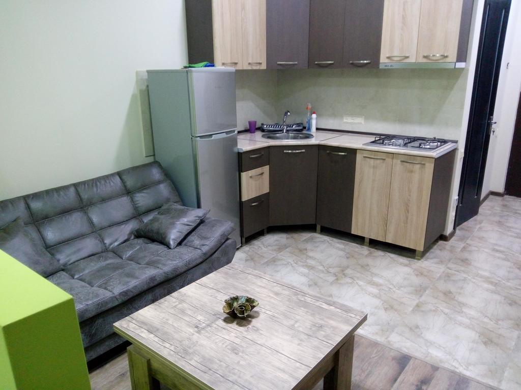 Studio Apartment In Batumi Luaran gambar
